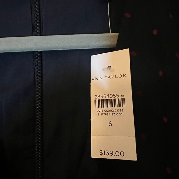 NWT Women's Ann Taylor Navy with Maroon Polka Dots Long Sleeve Dress - Size 6 - Picture 3 of 3